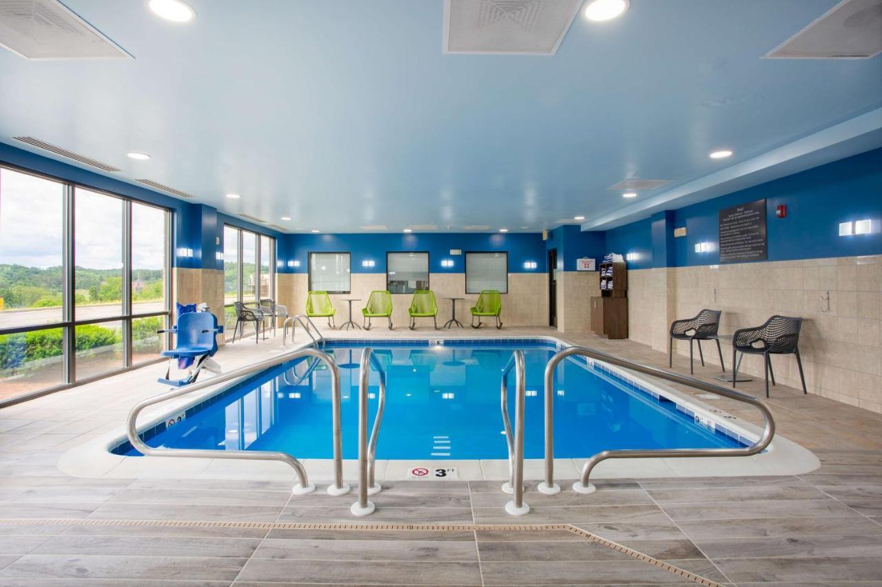 Hampton Inn Элкинс Экстерьер фото