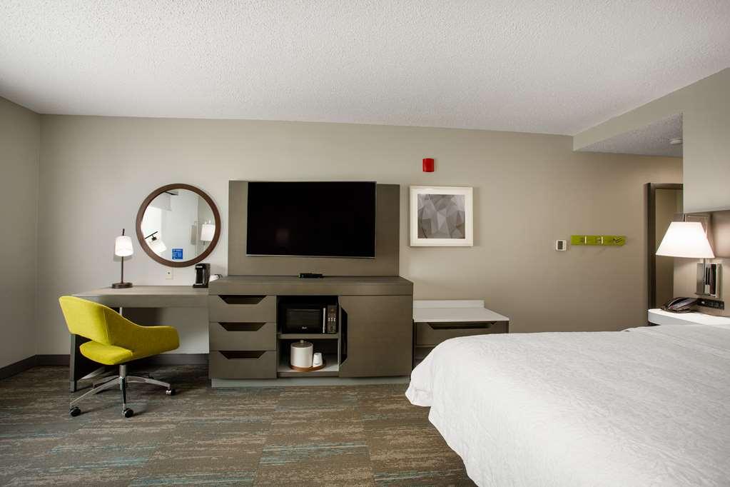 Hampton Inn Элкинс Номер фото