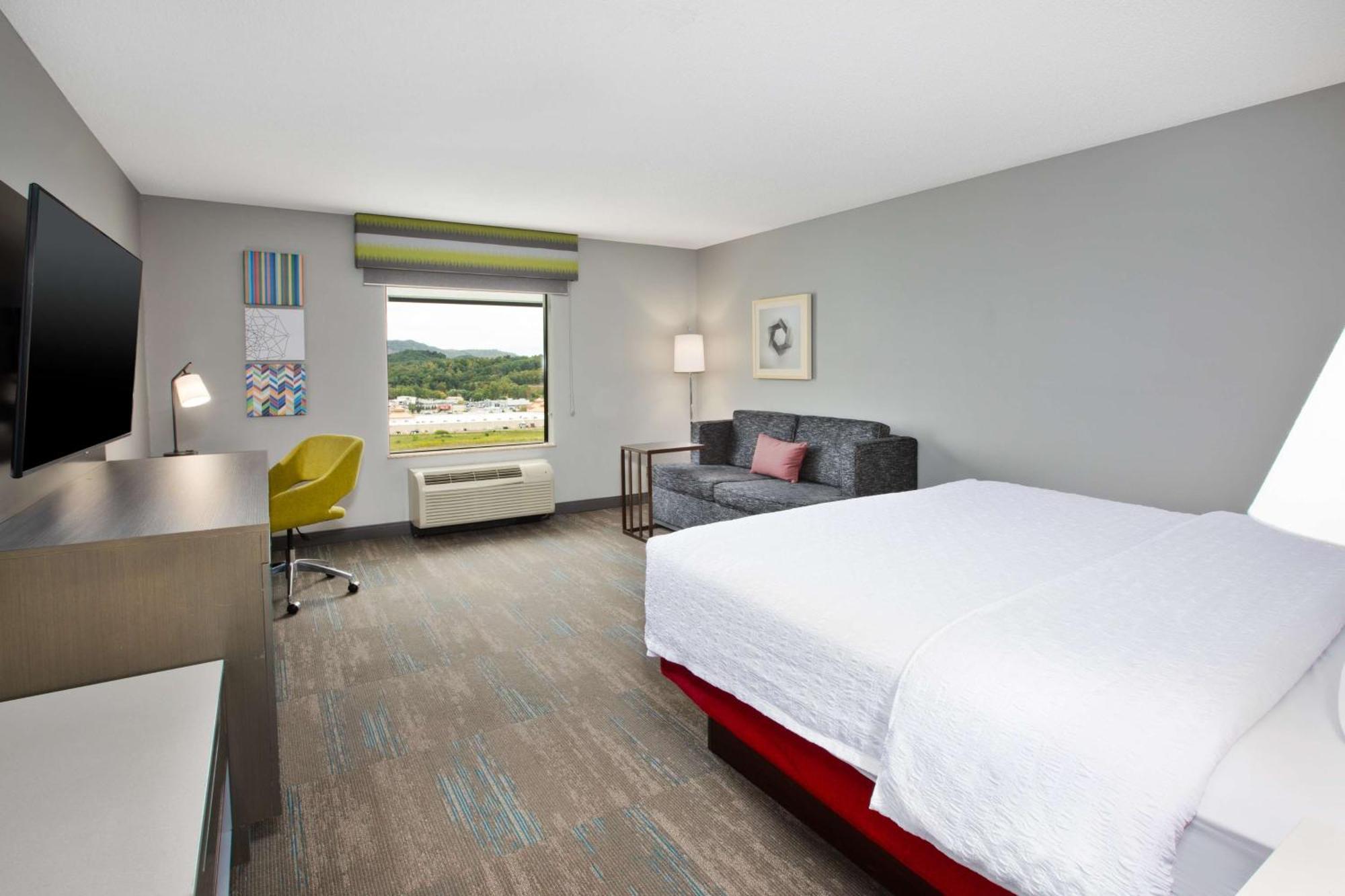 Hampton Inn Элкинс Экстерьер фото